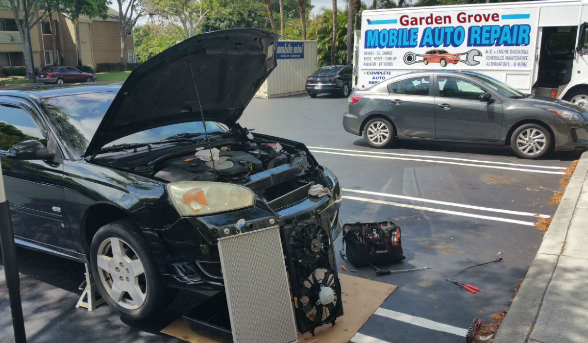 Mobile Mechanic Garden Grove replacing radiator in Garden Grove, California.